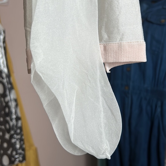 Givenchy Body Gleamers Superbe Shimmery Sheer Leg Control Top Pantyhose size C - Picture 11 of 14